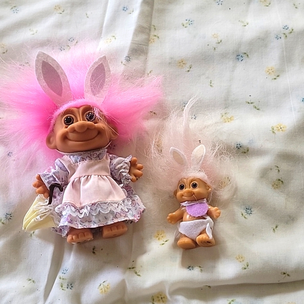 Vintage Easter Russ Trolls dolls